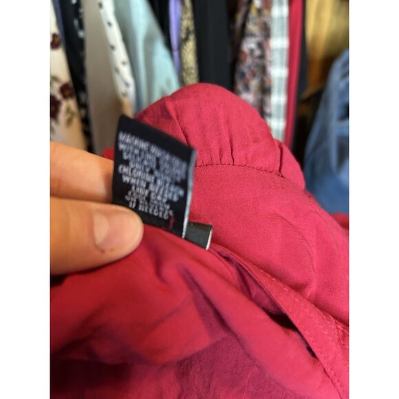 Torrid Top Tunic Red Floral 3 (3X) Long Sleeve 1/4 Button Down Pockets - Picture 8 of 8